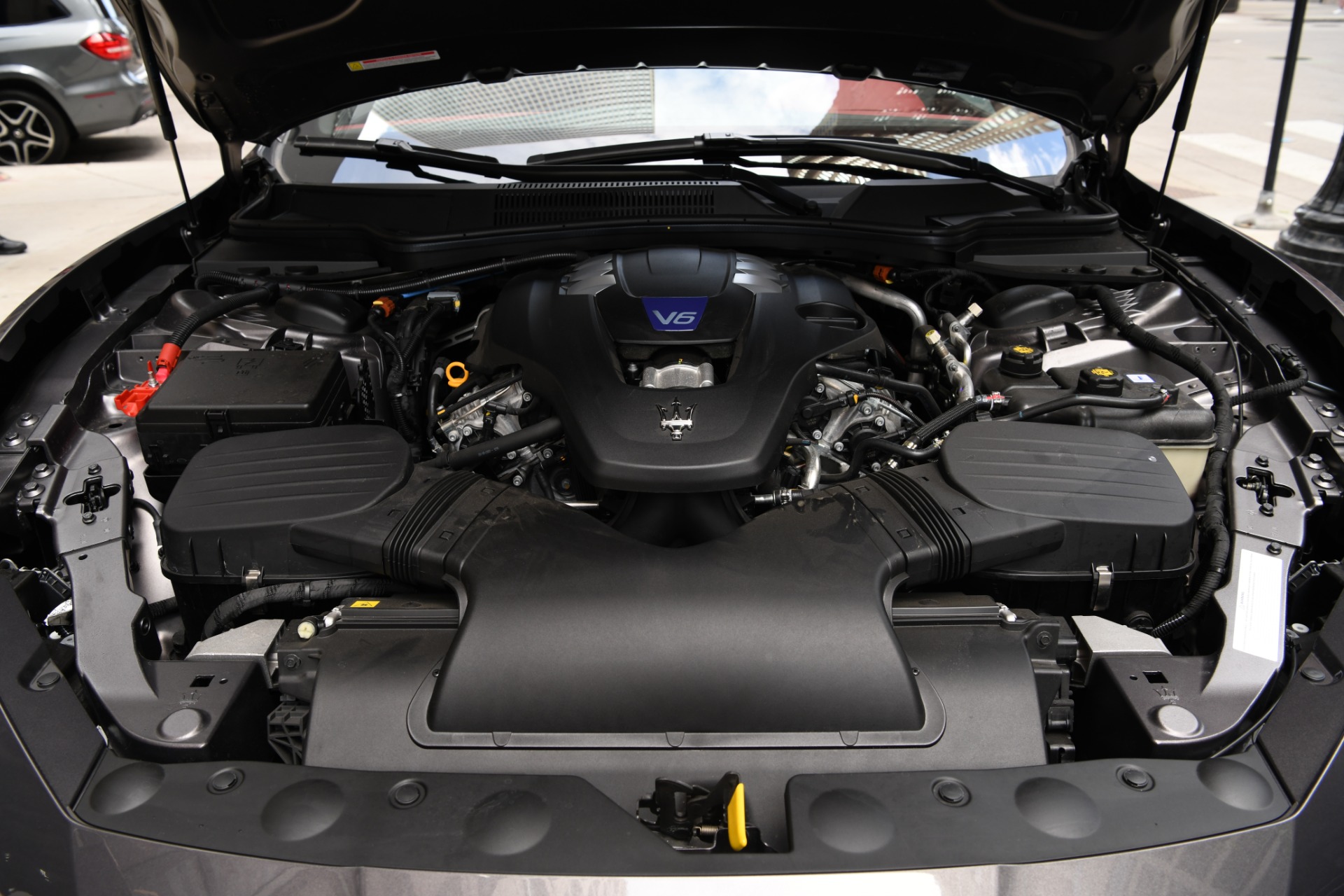 New 2021 Maserati Ghibli SQ4 | St. Petersburg, FL