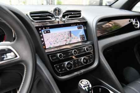 Used 2021 Bentley Bentayga V8 | Chicago, IL