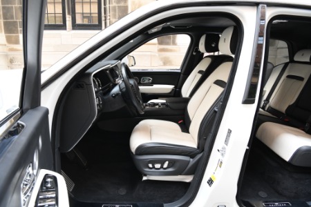 Used 2021 Rolls-Royce Black Badge Cullinan  | Chicago, IL