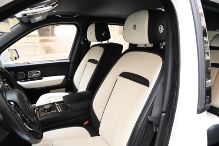 Used 2021 Rolls-Royce Black Badge Cullinan  | Chicago, IL