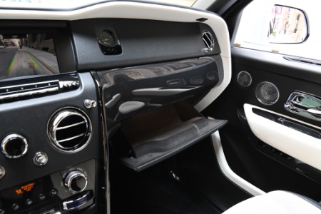 Used 2021 Rolls-Royce Black Badge Cullinan  | Chicago, IL