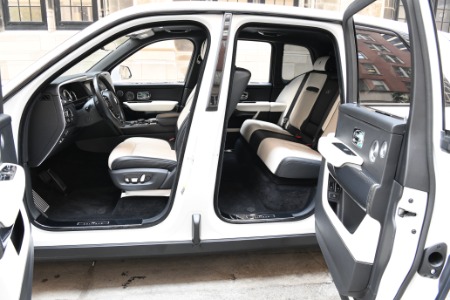 Used 2021 Rolls-Royce Black Badge Cullinan  | Chicago, IL