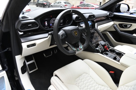 Used 2021 Lamborghini Urus  | Chicago, IL