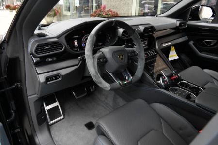 Used 2021 Lamborghini Urus  | Chicago, IL