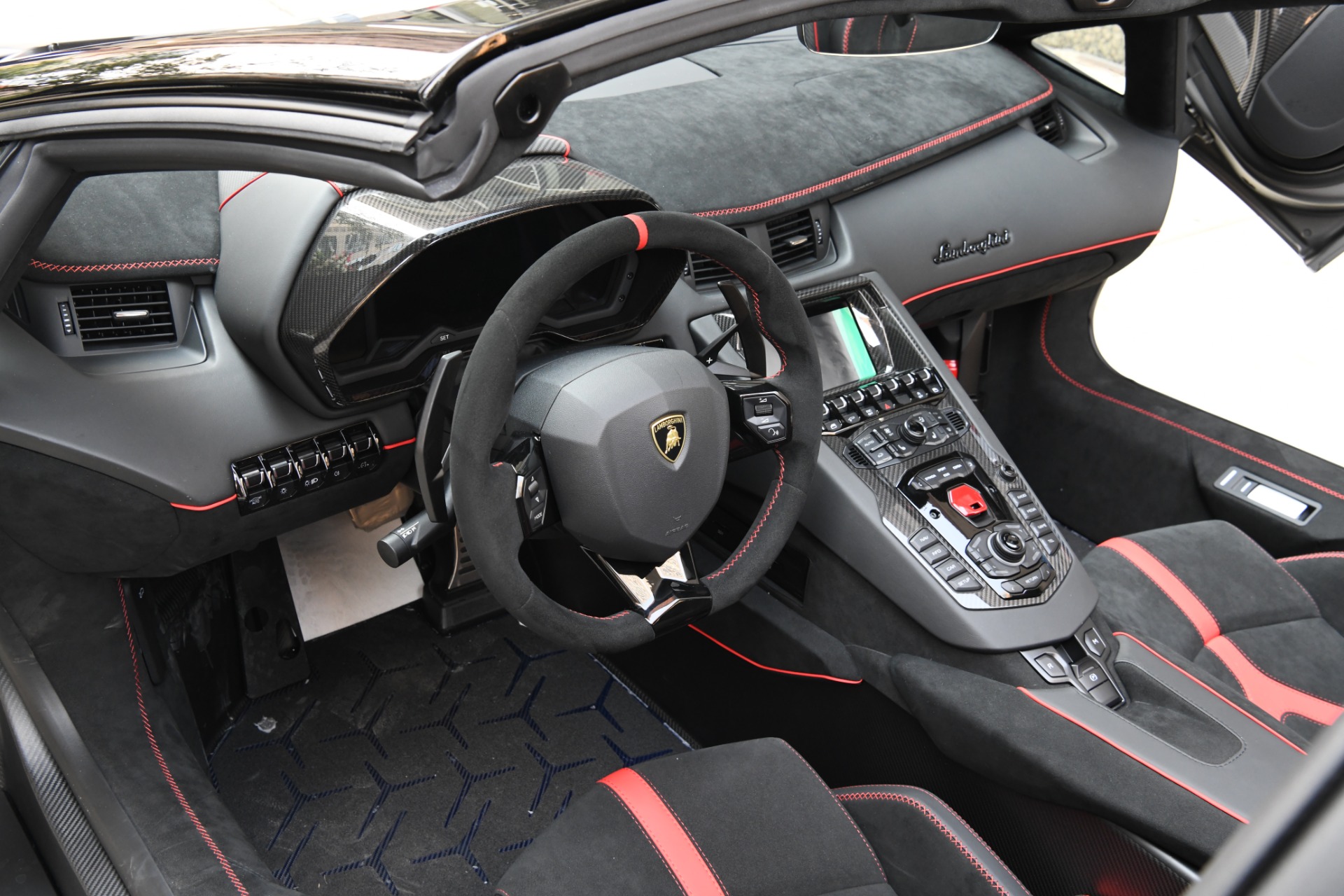 New 2021 Lamborghini Aventador Roadster LP 770-4 SVJ | Chicago, IL