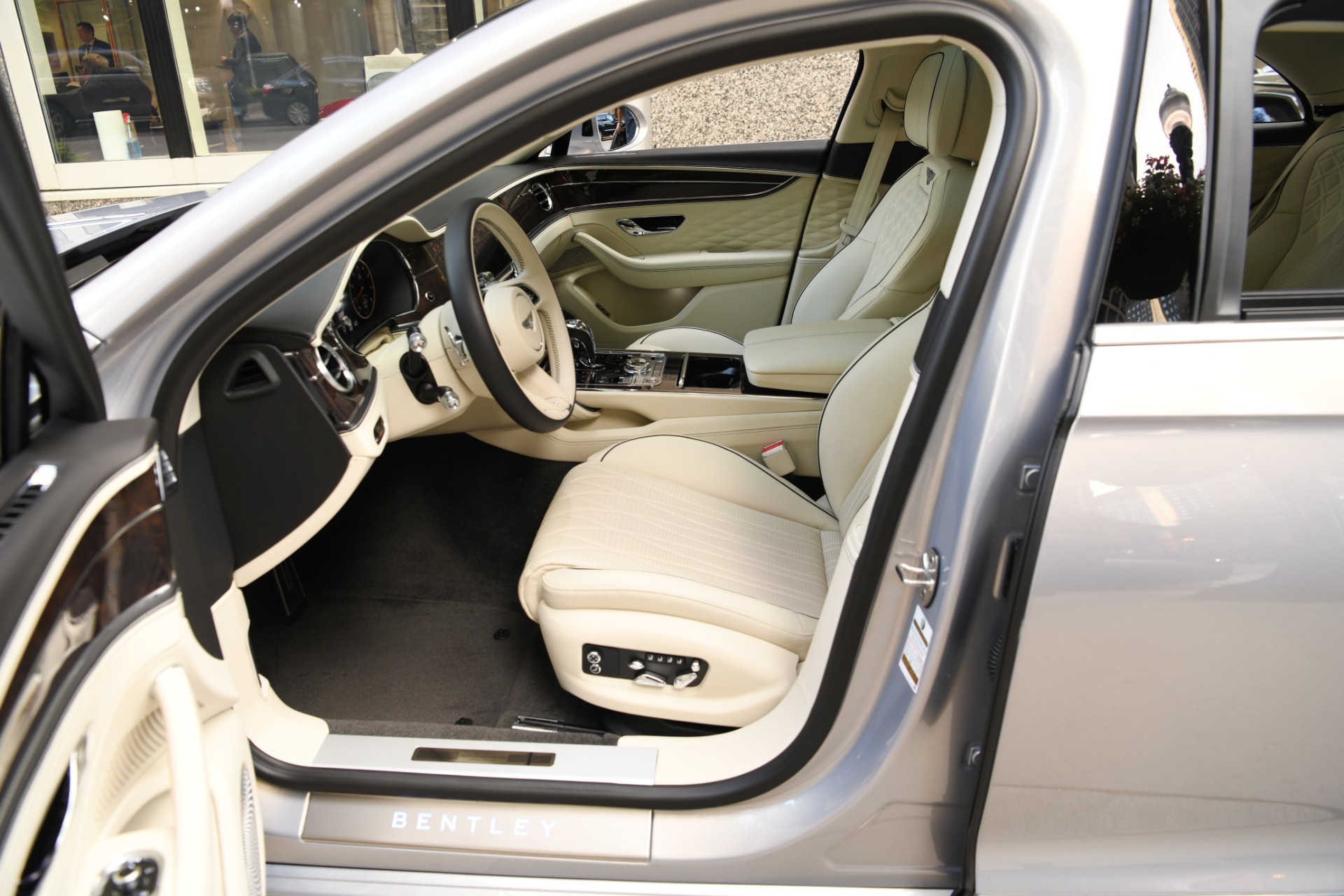 Used 2022 Bentley FLYING SPUR FLYING SPUR V8 | St. Petersburg, FL