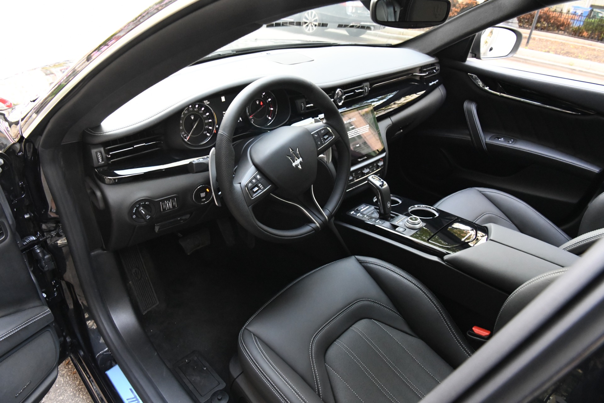 New 2022 Maserati Quattroporte Modena Q4 | St. Petersburg, FL