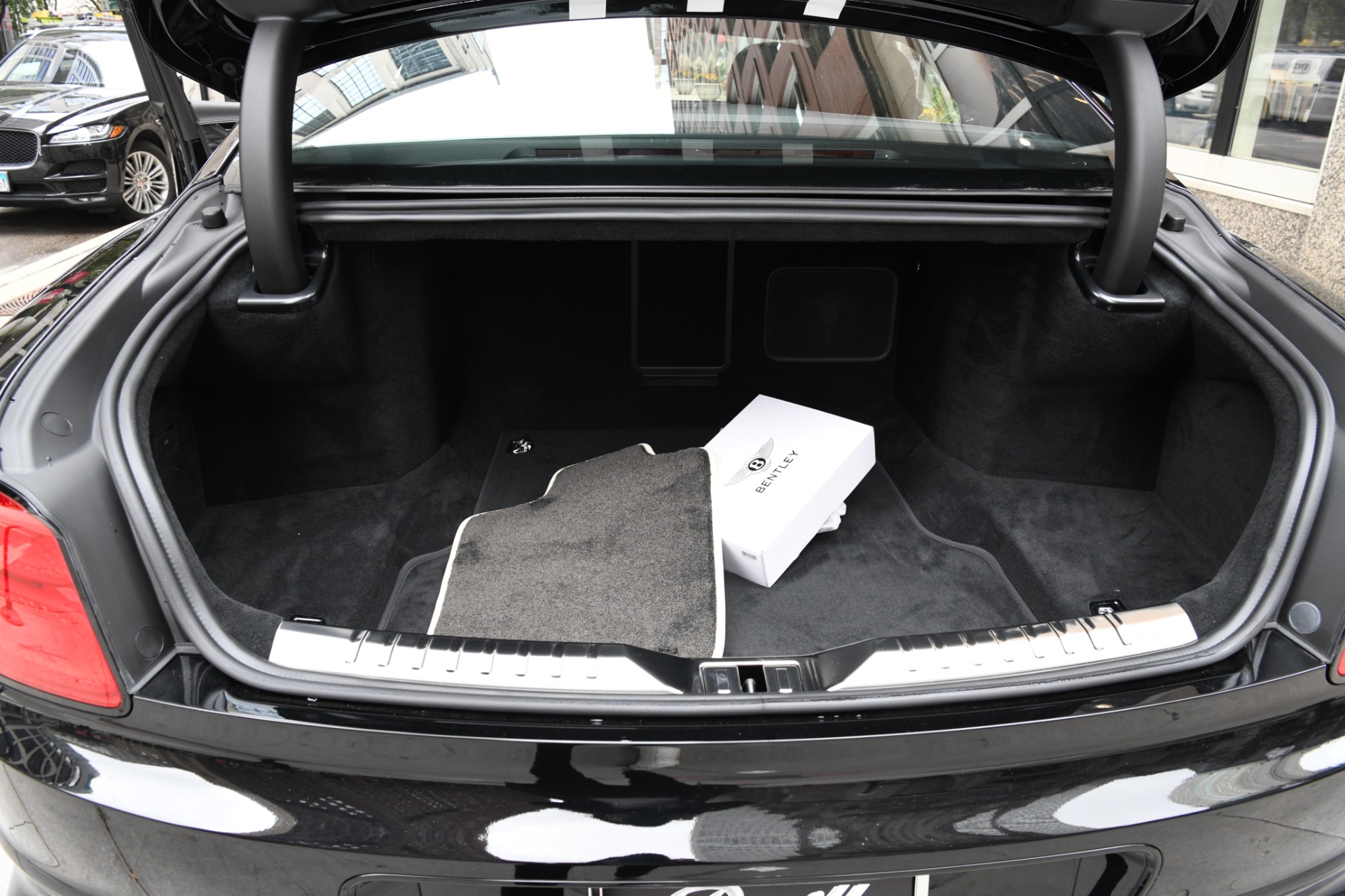 Used 2022 Bentley Flying Spur W12 | St. Petersburg, FL