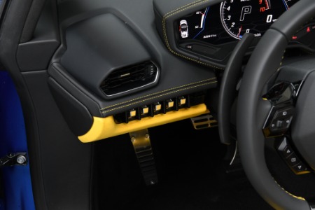 Used 2022 Lamborghini Huracan Spyder LP 610-4 EVO Spyder | Chicago, IL