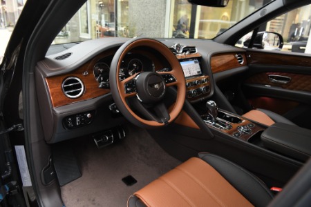 Used 2022 Bentley Bentayga V8 | Chicago, IL