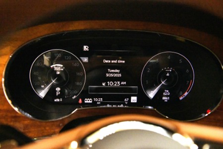 Used 2022 Bentley Bentayga V8 | Chicago, IL