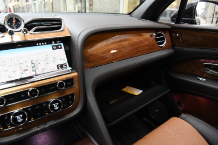 Used 2022 Bentley Bentayga V8 | Chicago, IL