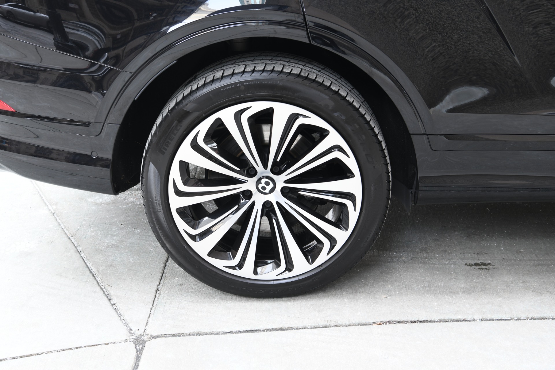 Used 2021 Bentley Bentayga V8 | St. Petersburg, FL