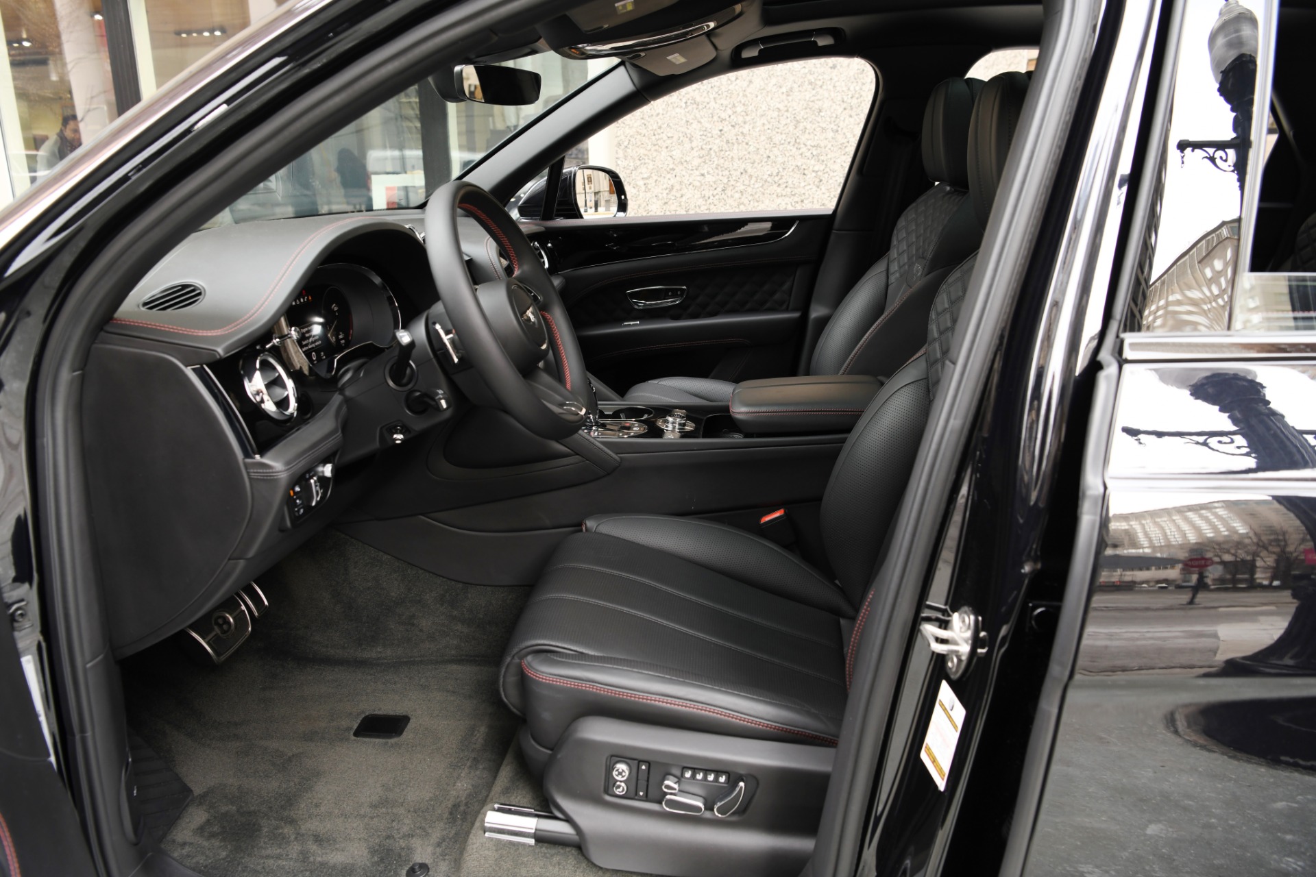 Used 2021 Bentley Bentayga V8 | St. Petersburg, FL