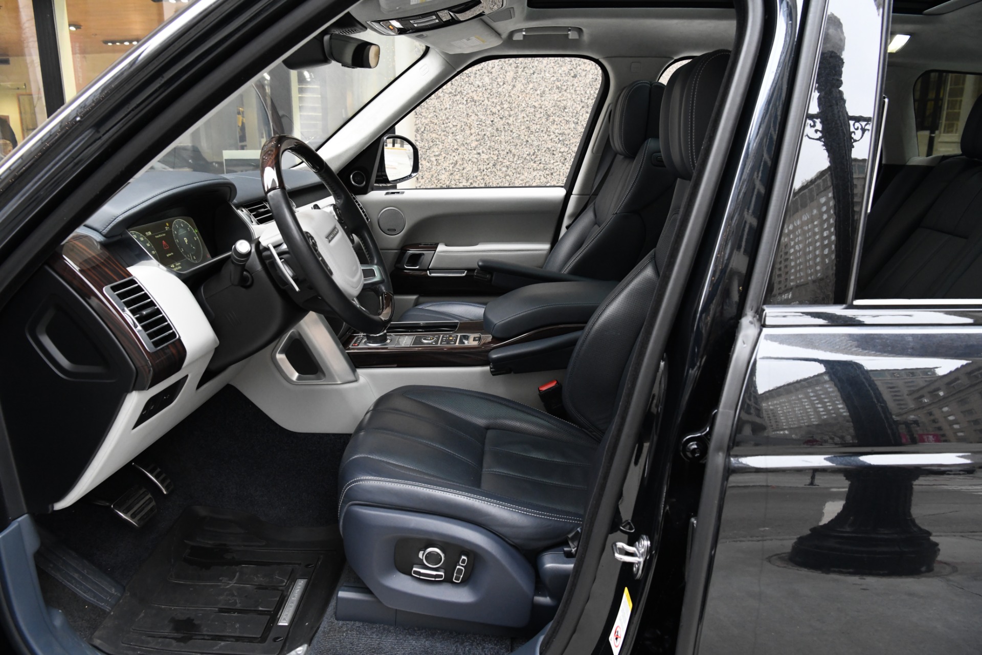 Used 2017 Land Rover Range Rover Autobiography | St. Petersburg, FL