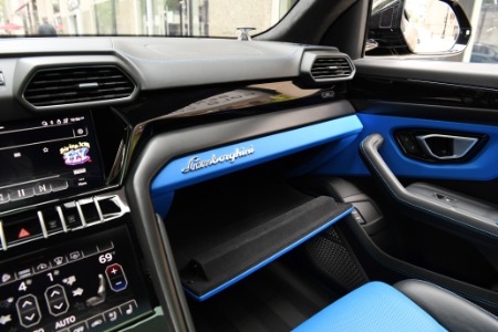 Used 2022 Lamborghini Urus  | Chicago, IL