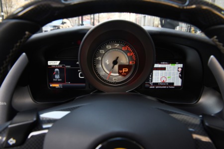 Used 2021 Ferrari F8 Spider  | Chicago, IL