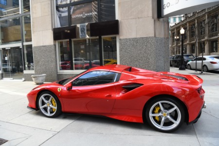 Used 2021 Ferrari F8 Spider  | Chicago, IL