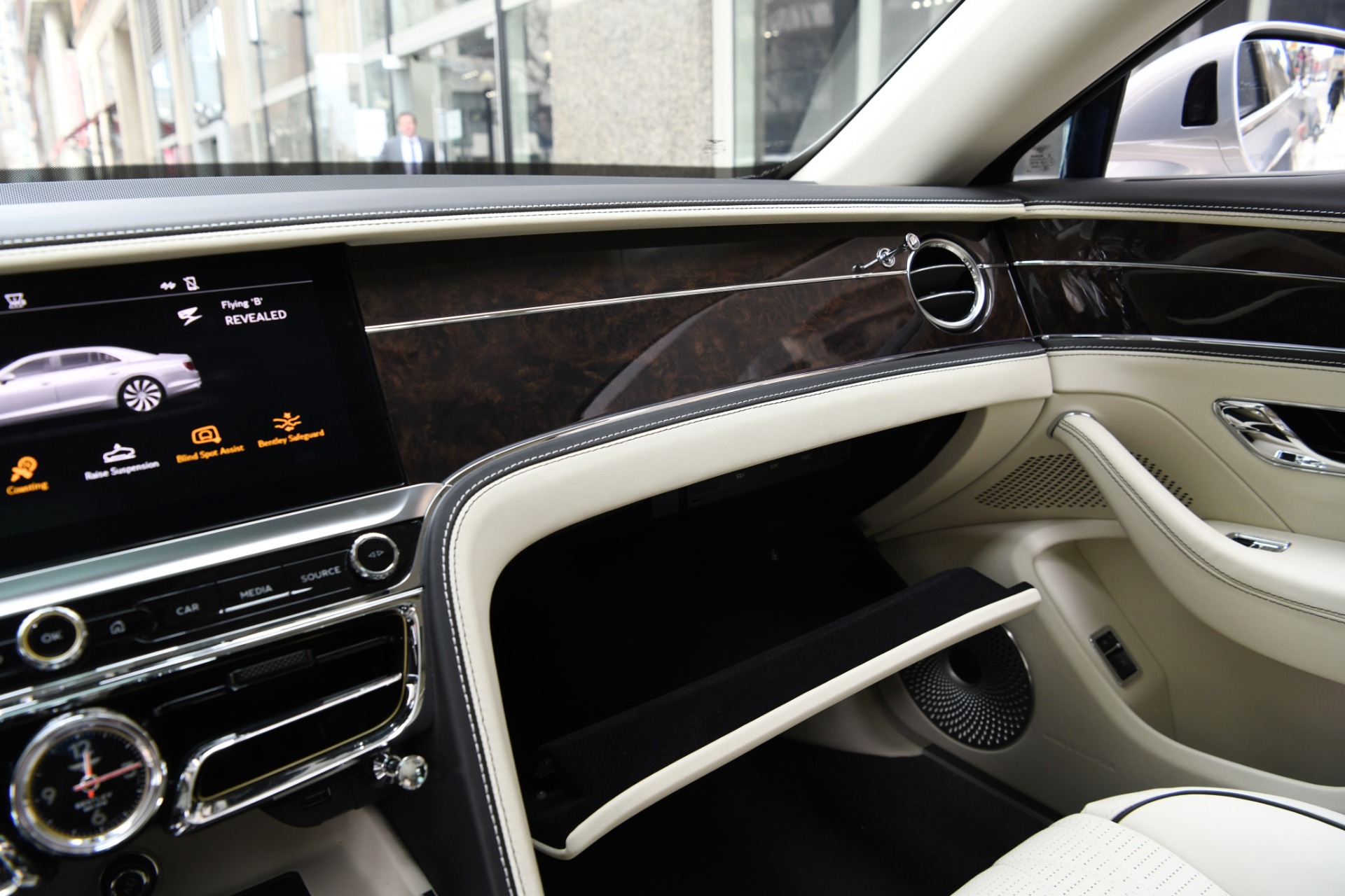 Used 2022 Bentley Flying Spur Hybrid | St. Petersburg, FL