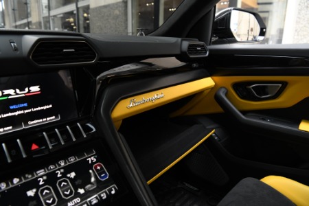 Used 2022 Lamborghini Urus  | Chicago, IL